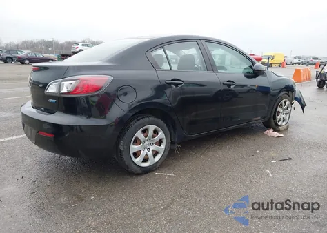 2013 Mazda Mazda3 I Sport из США, поврежденный, VIN JM1BL1UP1D1787618
